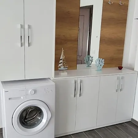 Perla 7 - Modern & Spacious Διαμέρισμα Golem (Tirana)